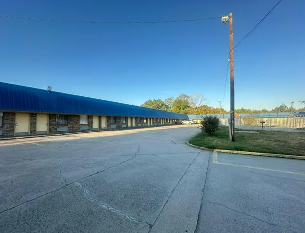 Loyalty Inn Gainesville hotel detail image 1