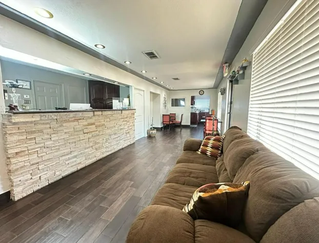 Loyalty Inn Gainesville hotel detail image 2