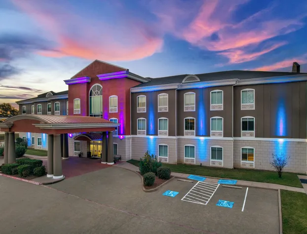 Holiday Inn Express Hotel & Suites Athens by IHG hotel detail image 1