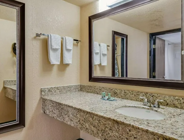 Best Western Inn of Del Rio hotel detail image 2