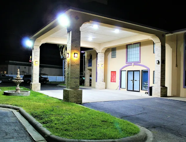 Quality Inn Fort Stockton hotel detail image 2