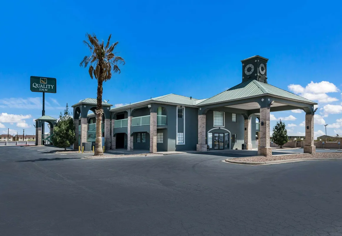 Quality Inn Fort Stockton hotel hero