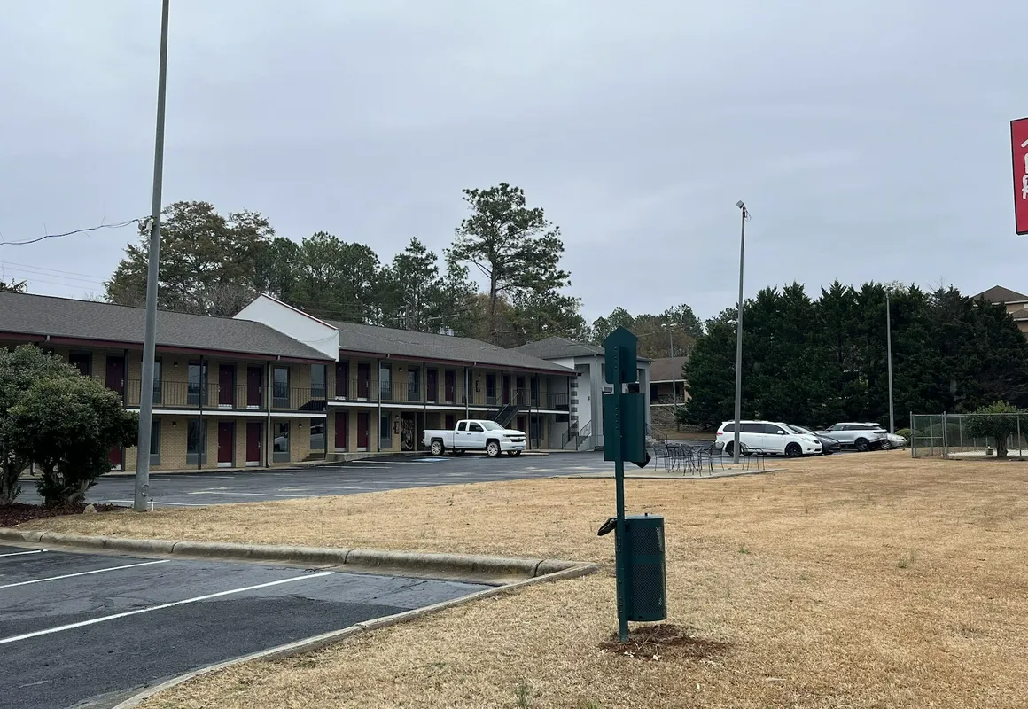 Red Roof Inn Rockingham hotel hero
