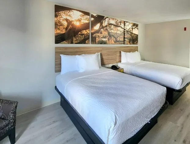 Days Inn by Wyndham Lafayette Scott hotel detail image 4