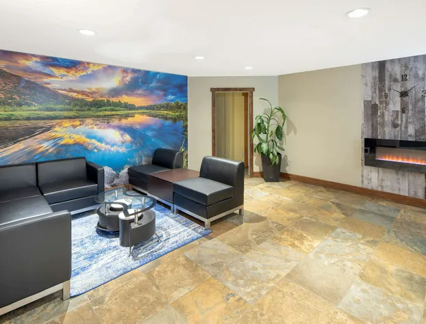 Travelodge by Wyndham Golden Sportsman Lodge hotel detail image 3