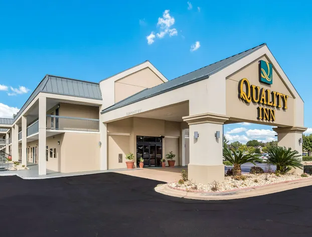 Quality Inn at Albany Mall hotel detail image 1