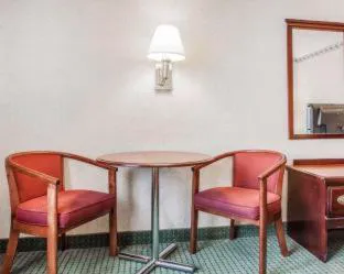 Quality Inn Beloit hotel detail image 4