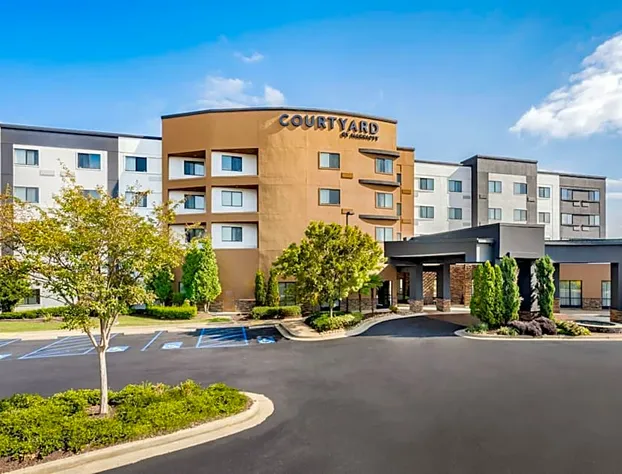 Courtyard by Marriott Columbus Phenix City hotel detail image 1