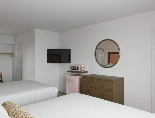 Pink Champagne Boutique Motel hotel detail image 3