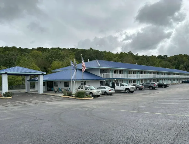 Days Inn by Wyndham Renfro Valley Mount Vernon hotel detail image 3