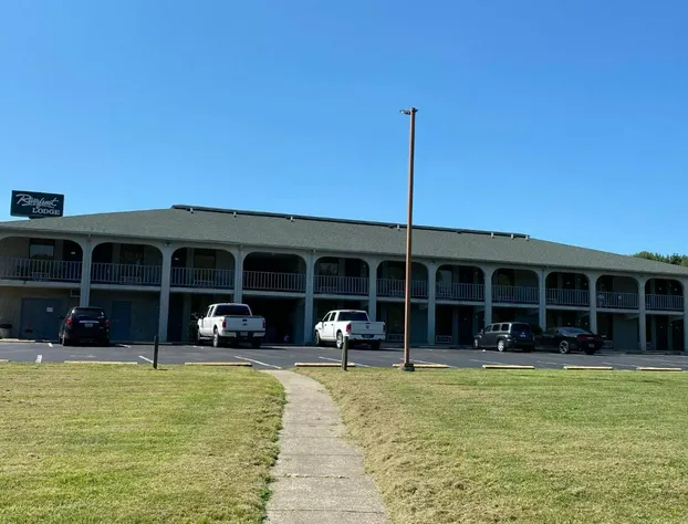 Riverfront Lodge hotel detail image 1