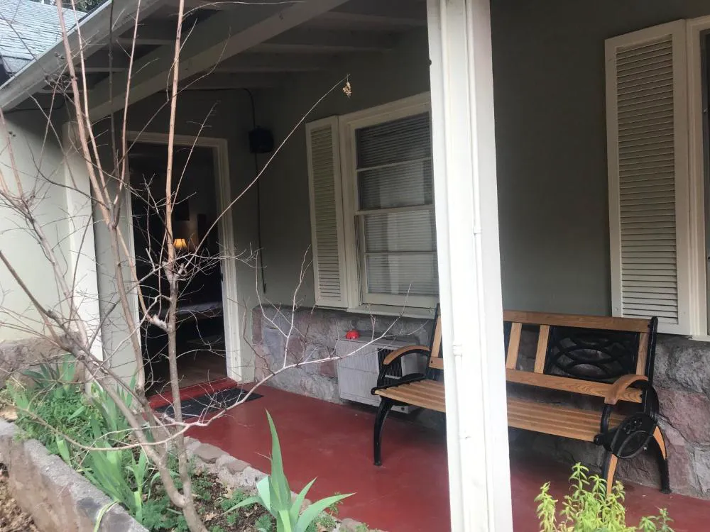 Dunsmuir Lodge hotel hero