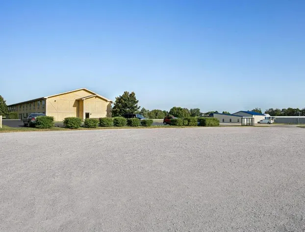 Super 8 by Wyndham Maysville KY hotel detail image 1