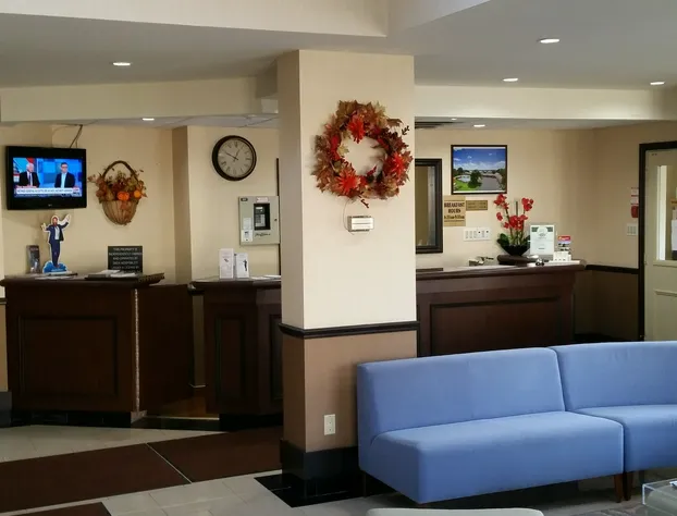 Super 8 by Wyndham Brockville hotel detail image 1