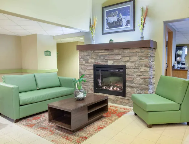 Super 8 by Wyndham Midland hotel detail image 4