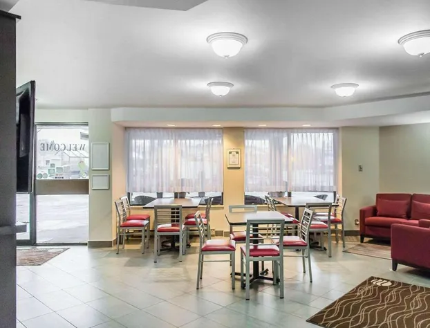 Comfort Inn Pembroke hotel detail image 3