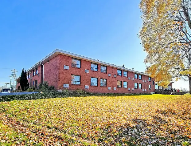 Ramada by Wyndham Arnprior hotel detail image 2