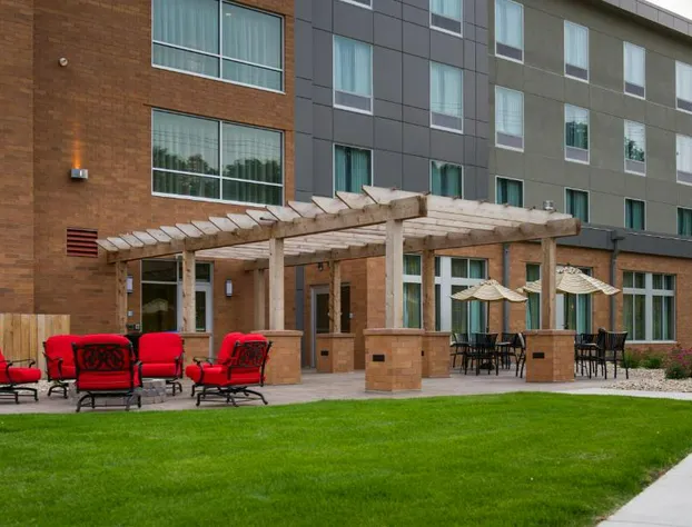 Holiday Inn Express & Suites Madison Central by IHG hotel detail image 2