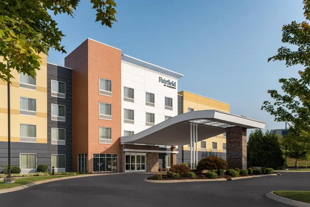 Fairfield Inn & Suites Columbia hotel hero