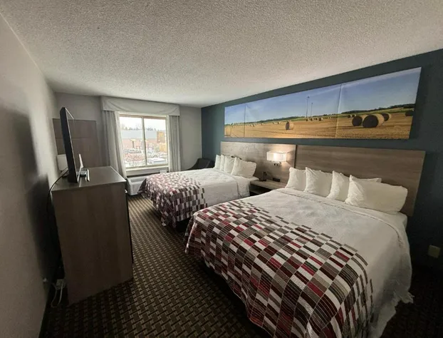 Red Roof Inn & Suites Tomah hotel detail image 3