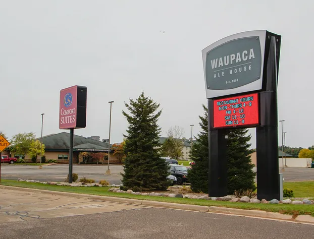 Comfort Suites at Par 4 Resort hotel detail image 2