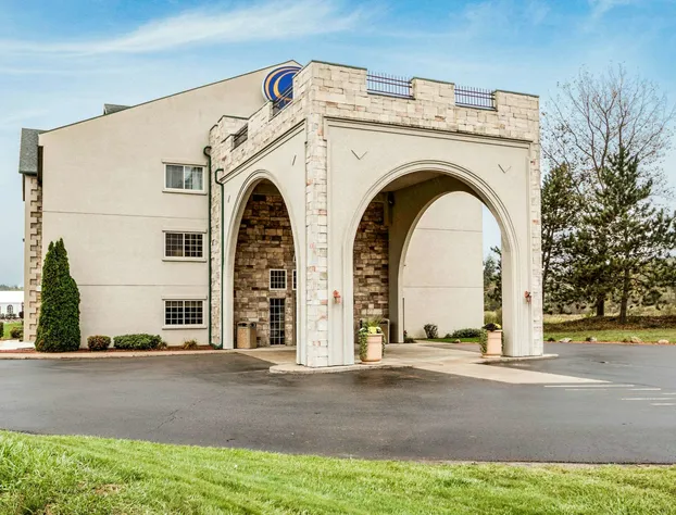 Comfort Suites at Par 4 Resort hotel detail image 1