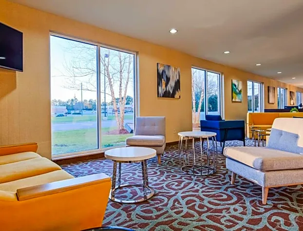 Best Western Dothan Inn & Suites hotel detail image 3