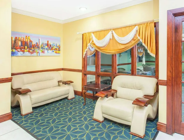 Ramada Limited Decatur hotel detail image 1