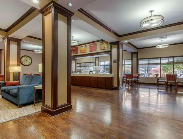 Comfort Suites Rolla hotel detail image 4