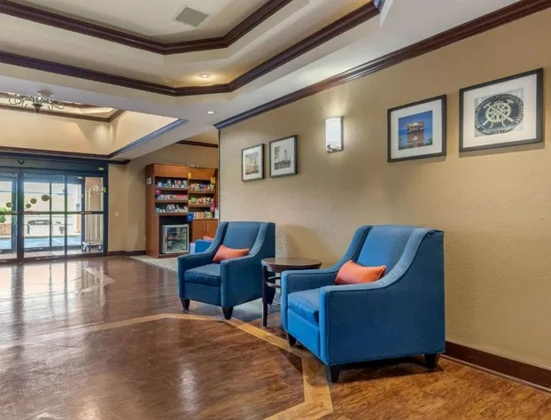 Comfort Suites Rolla hotel detail image 3