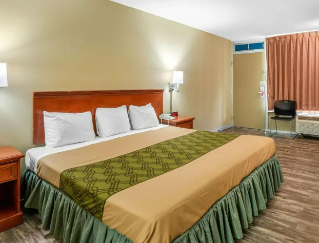 Econo Lodge Rolla I-44 Exit 184 Near Missouri University of Science and Technology hotel detail image 4