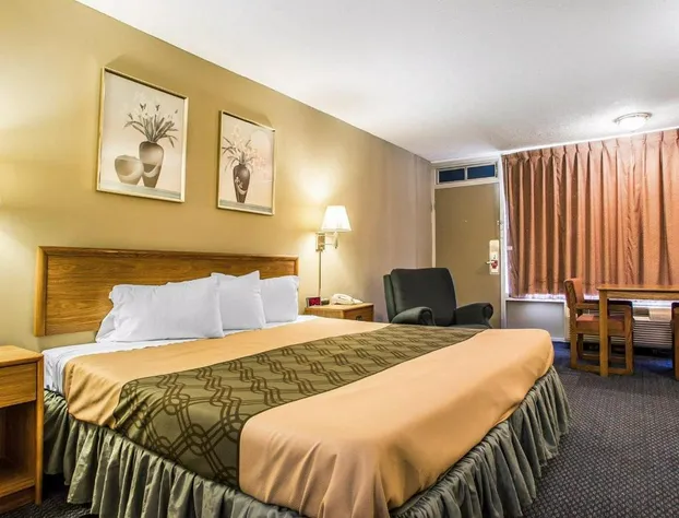 Econo Lodge Rolla I-44 Exit 184 Near Missouri University of Science and Technology hotel detail image 4