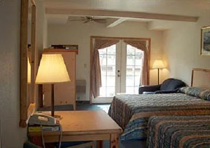 Edgewater Inn Shady Cove hotel detail image 4