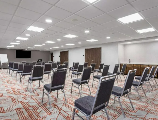 Hampton Inn & Suites Richmond, IN hotel detail image 3