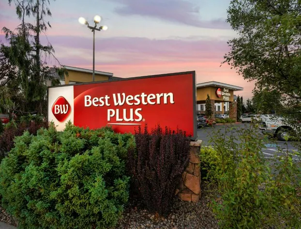 Best Western Plus Olympic Inn hotel detail image 2