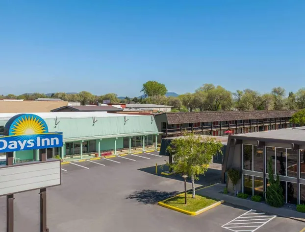 Days Inn by Wyndham Klamath Falls hotel detail image 2