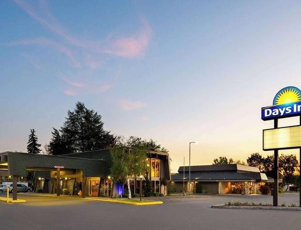 Days Inn by Wyndham Klamath Falls hotel detail image 2