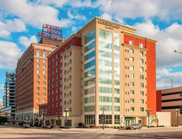 Courtyard Peoria Downtown hotel detail image 2