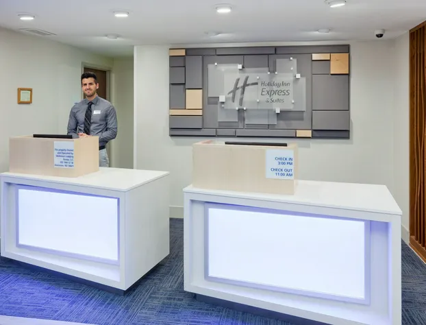 Holiday Inn Express Hotel & Suites Dickinson by IHG hotel detail image 4