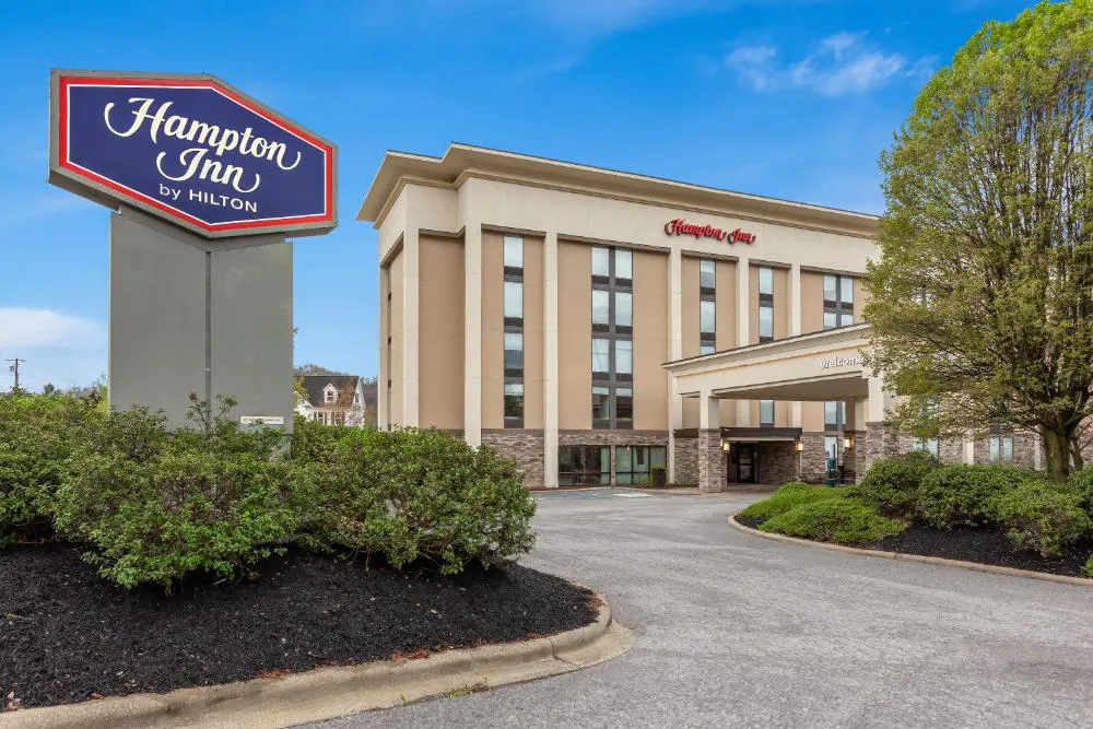 Hampton Inn Bridgeport/Clarksburg hotel hero