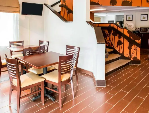 Quality Inn Bridgeport - Clarksburg hotel detail image 1