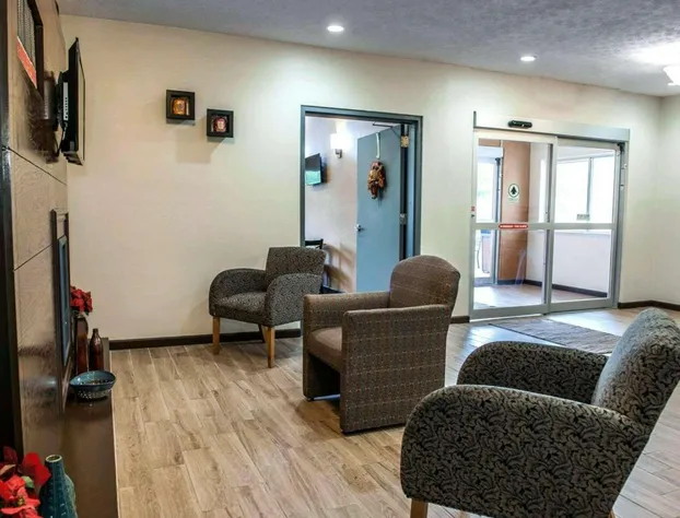 Baymont by Wyndham Richmond I-70 hotel detail image 2