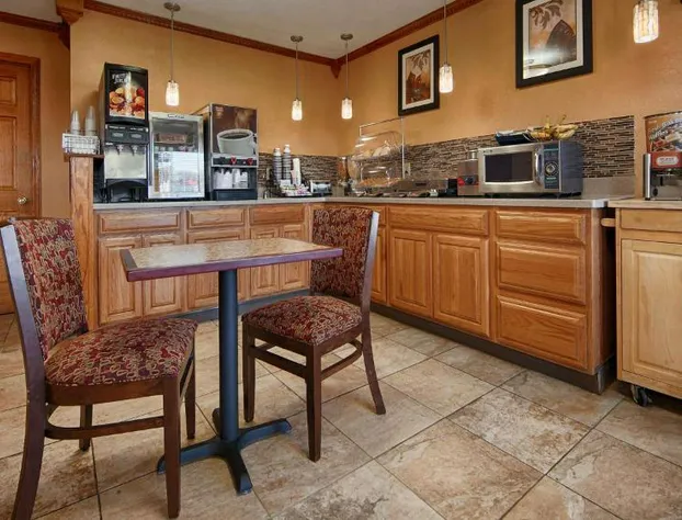 Best Western Martinsville Inn hotel detail image 4