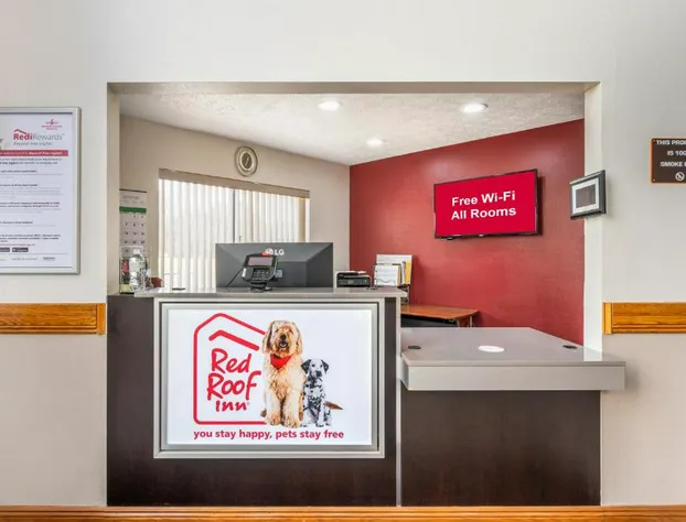 Red Roof Inn Greencastle South – Cloverdale hotel detail image 3