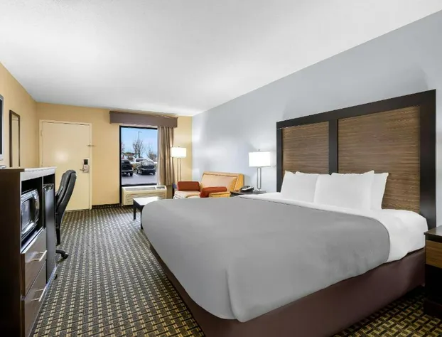 Quality Inn Perry - National Fairgrounds Area hotel detail image 1