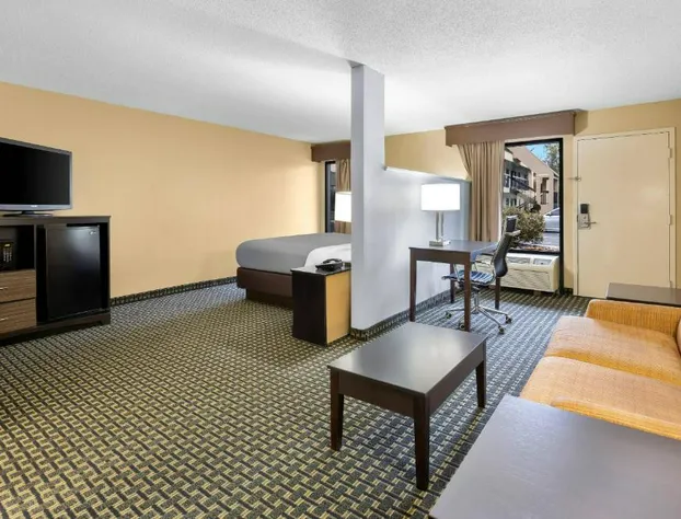 Quality Inn Perry - National Fairgrounds Area hotel detail image 2