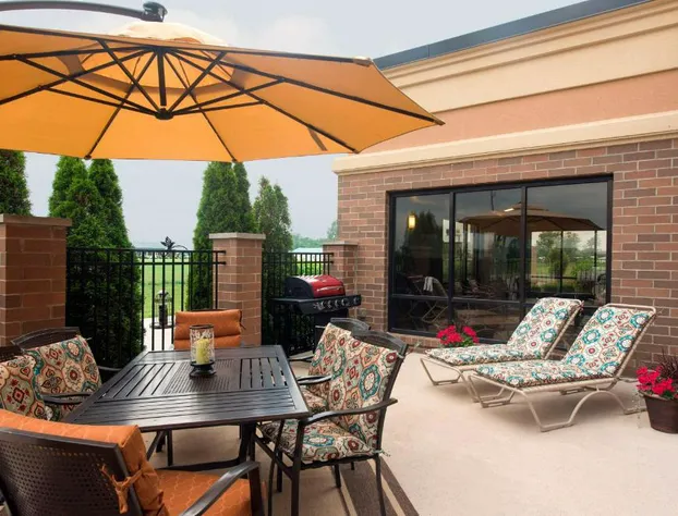 Hampton Inn & Suites Crawfordsville hotel detail image 4