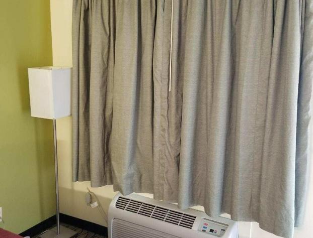 Economy Inn & Suites hotel detail image 1