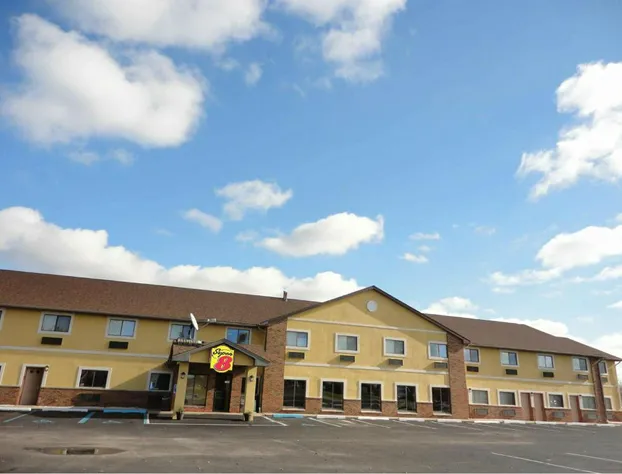 Super 8 by Wyndham Crawfordsville hotel detail image 1