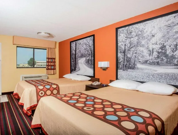 Super 8 by Wyndham Crawfordsville hotel detail image 4